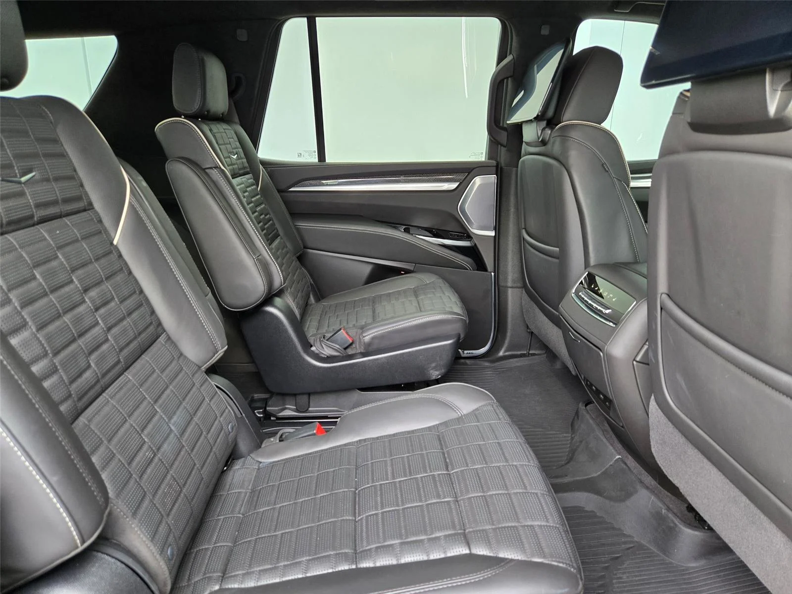 Used 2025 Black Raven Cadillac AWD V-Series image 34