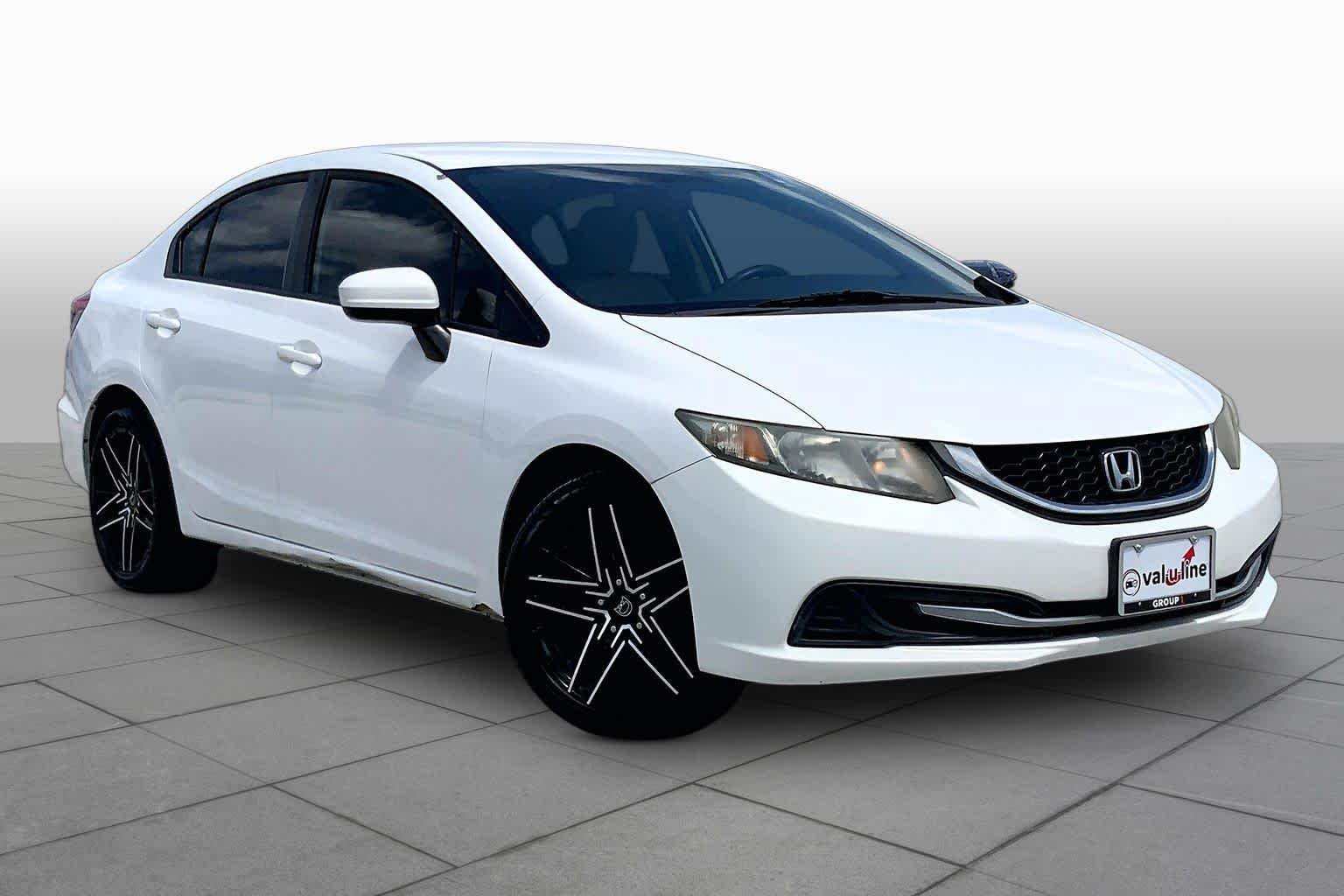 Used 2015 Taffeta White Honda LX image 3