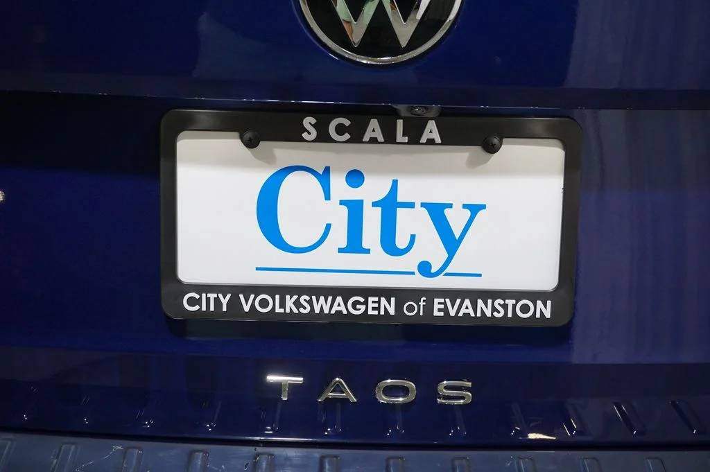 Certified Used 2023 Blue Volkswagen 1.5T SE image 31