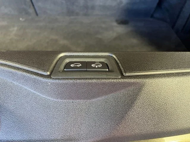 Certified Used 2026 Green BMW xDrive40i image 48