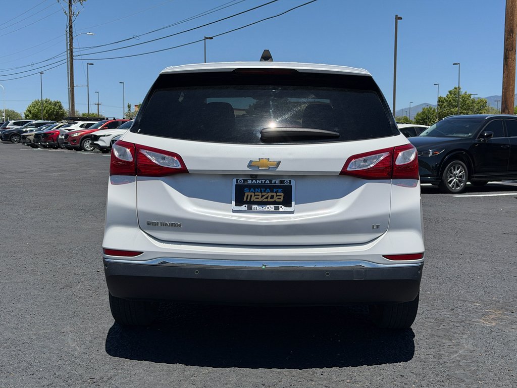Used 2018 Iridescent Pearl Tricoat Chevrolet LT image 3
