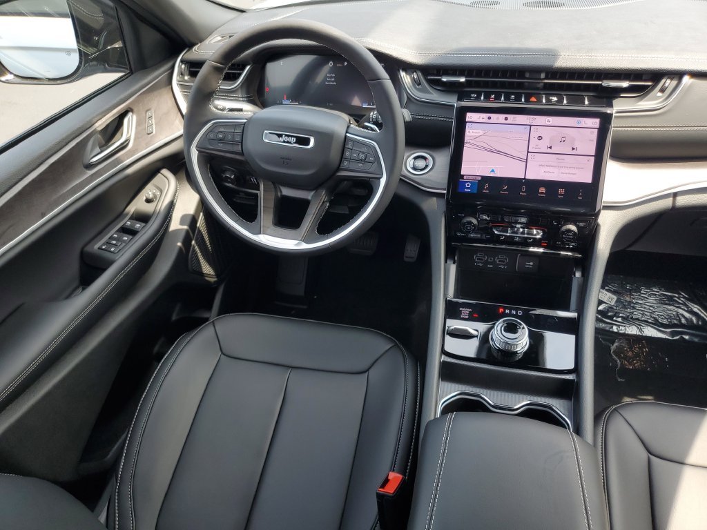 2025 Jeep Grand Cherokee Limited - Photo 14