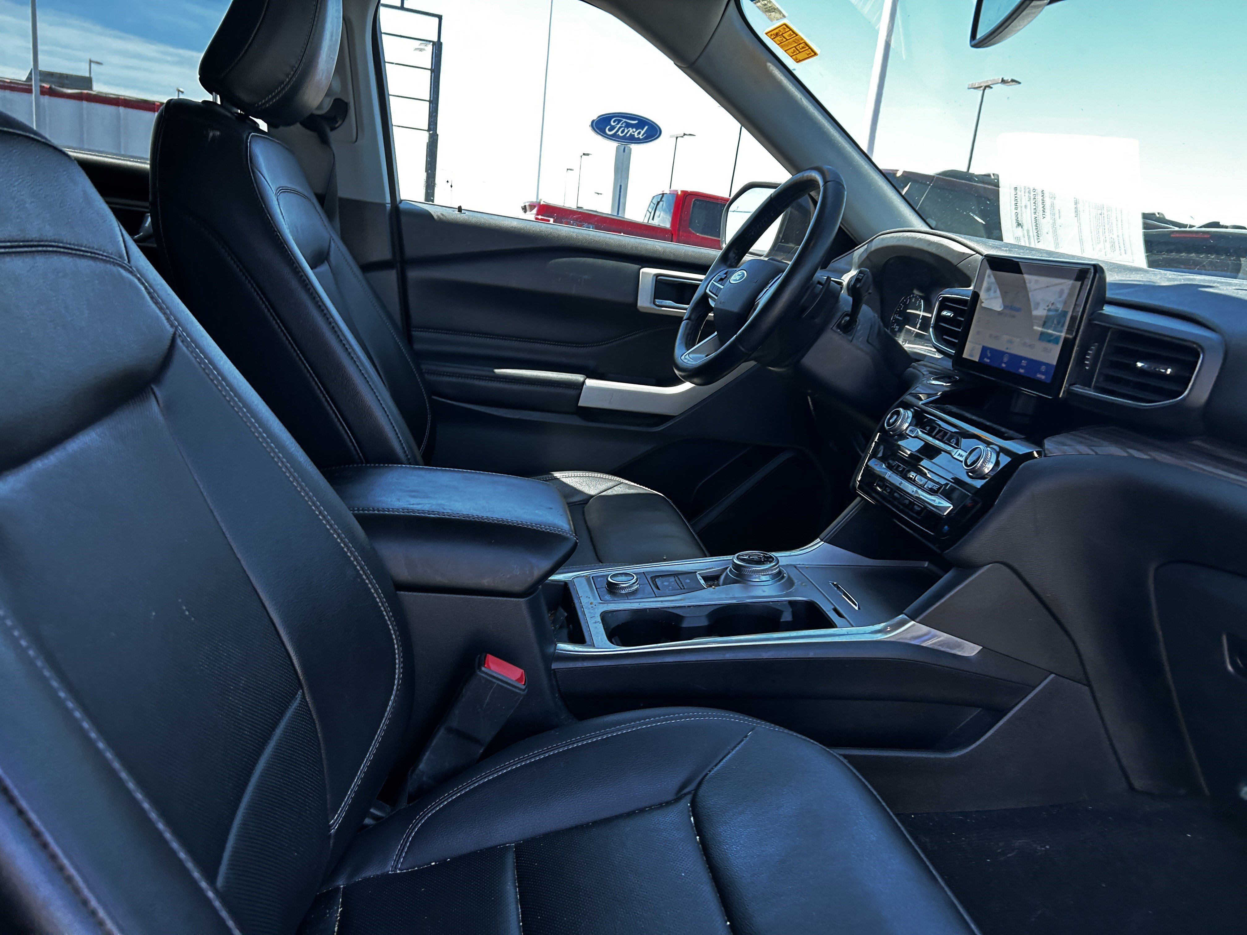 Used 2021 Atlas Blue Metallic Ford Limited image 12