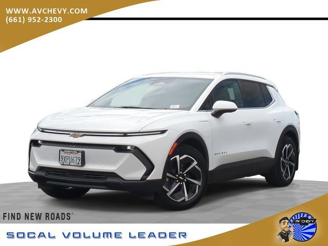 Used 2026 Summit White Chevrolet LT image 1