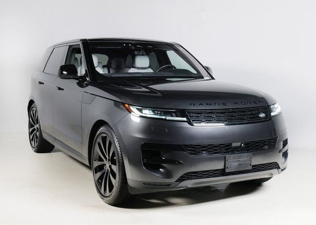 Used 2023 Carpathian Gray Premium Metallic Land Rover SE image 6