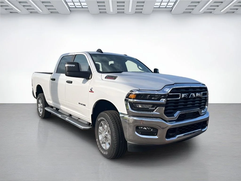 Used 2025 White RAM Big Horn image 9