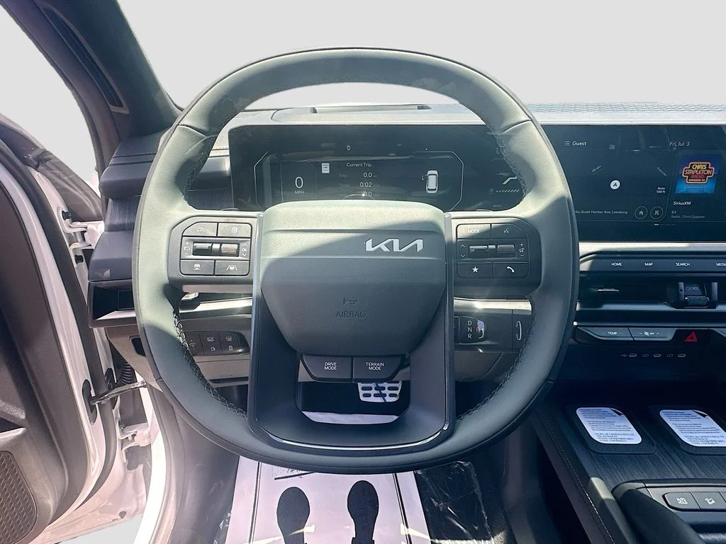 New 2027 Glacial White Pearl Kia X-LINE SX PRESTIGE image 11