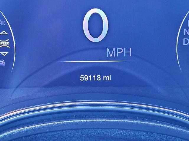 Used 2019 Silver Jeep Altitude image 22