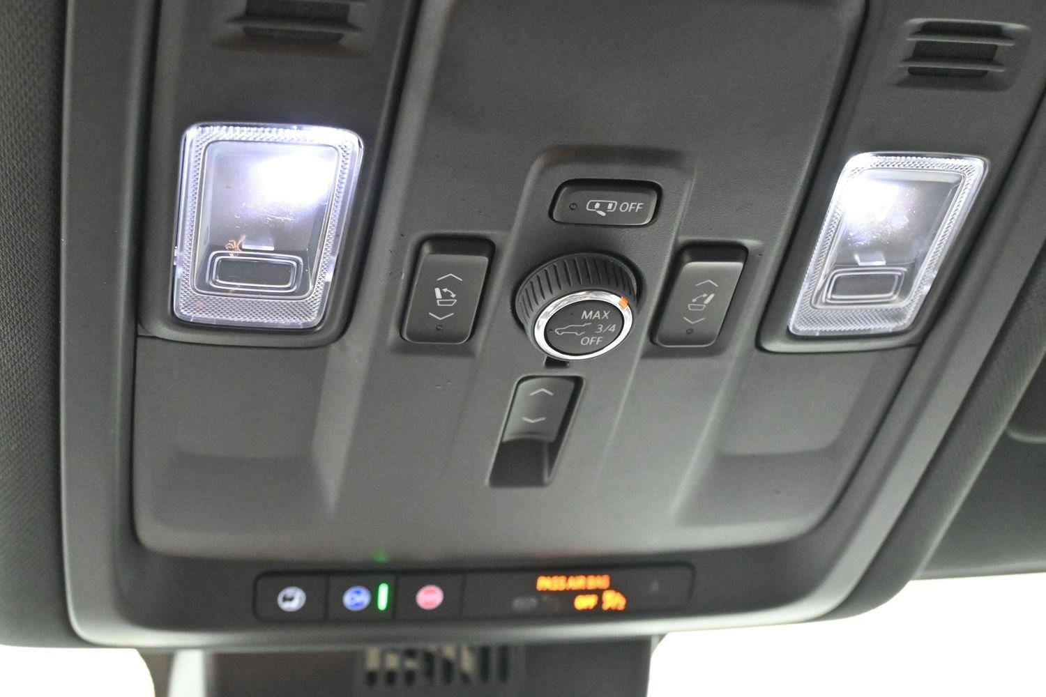 Used 2025 Black Chevrolet RST image 31