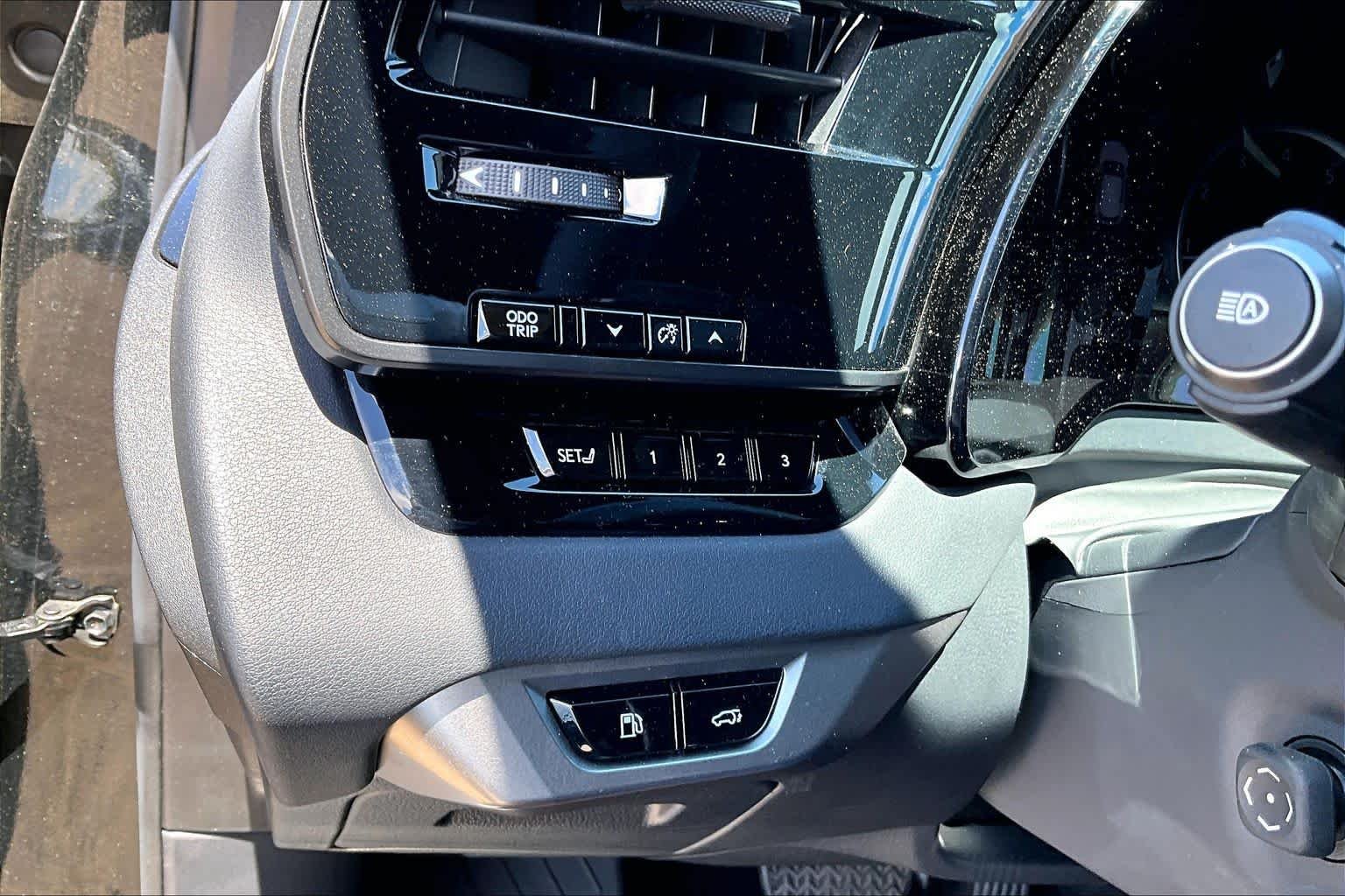 Used 2024 Caviar Lexus Premium Plus image 31