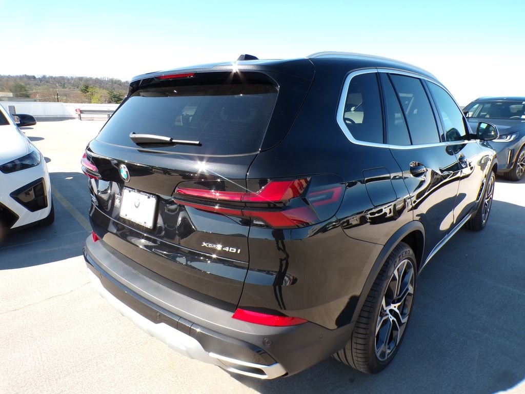 Certified Used 2026 Black Sapphire Metallic BMW xDrive40i image 6