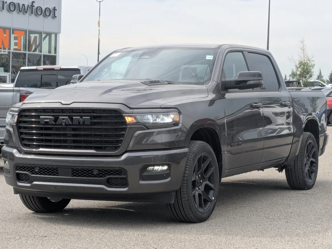 New 2026 Grey RAM Sport - - 4x4 - 420HP Turbo I6 - Adaptive Cruise Control - Park Assist & More! image 4