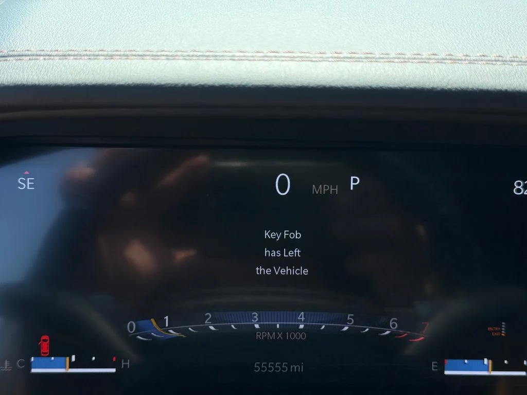 Used 2023 Gray Jeep Summit Reserve image 16