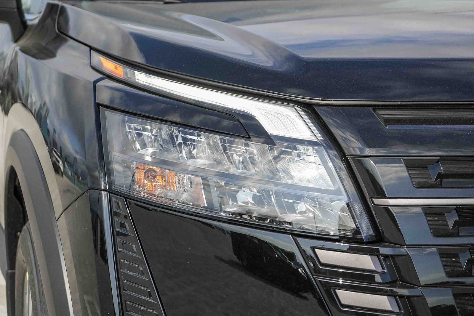 New 2026 Super Black Nissan SV image 4