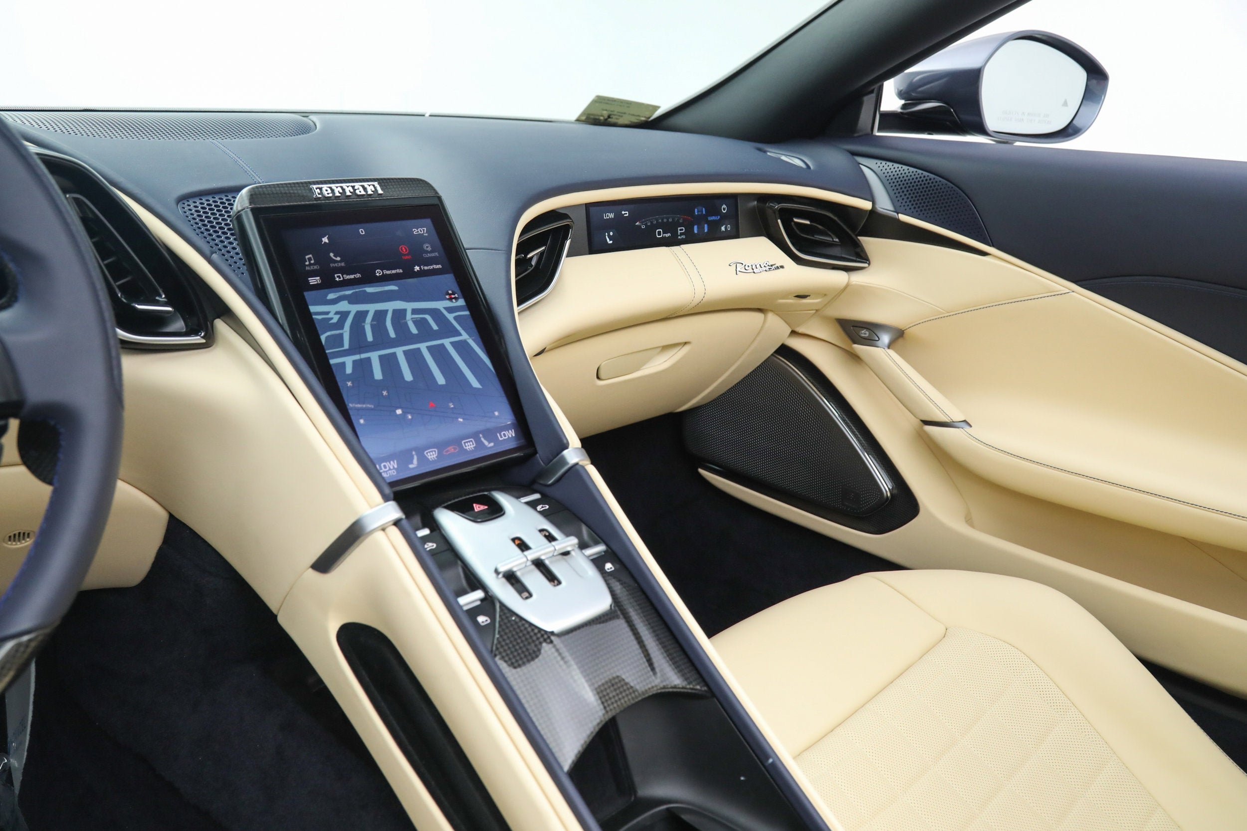 Certified Used 2025 Blu Roma Ferrari  image 34
