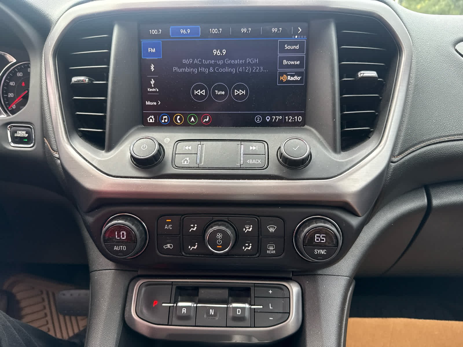 Used 2020 WHITE FROST TRICOAT GMC AT4 image 6