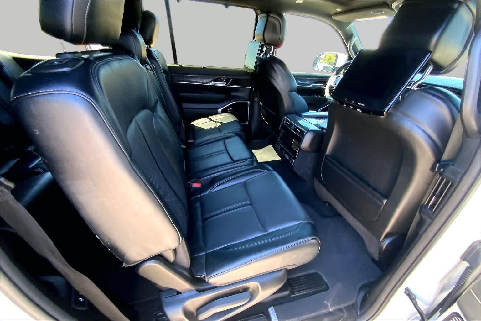 Used 2022 Bright White Clearcoat Jeep Series III image 19