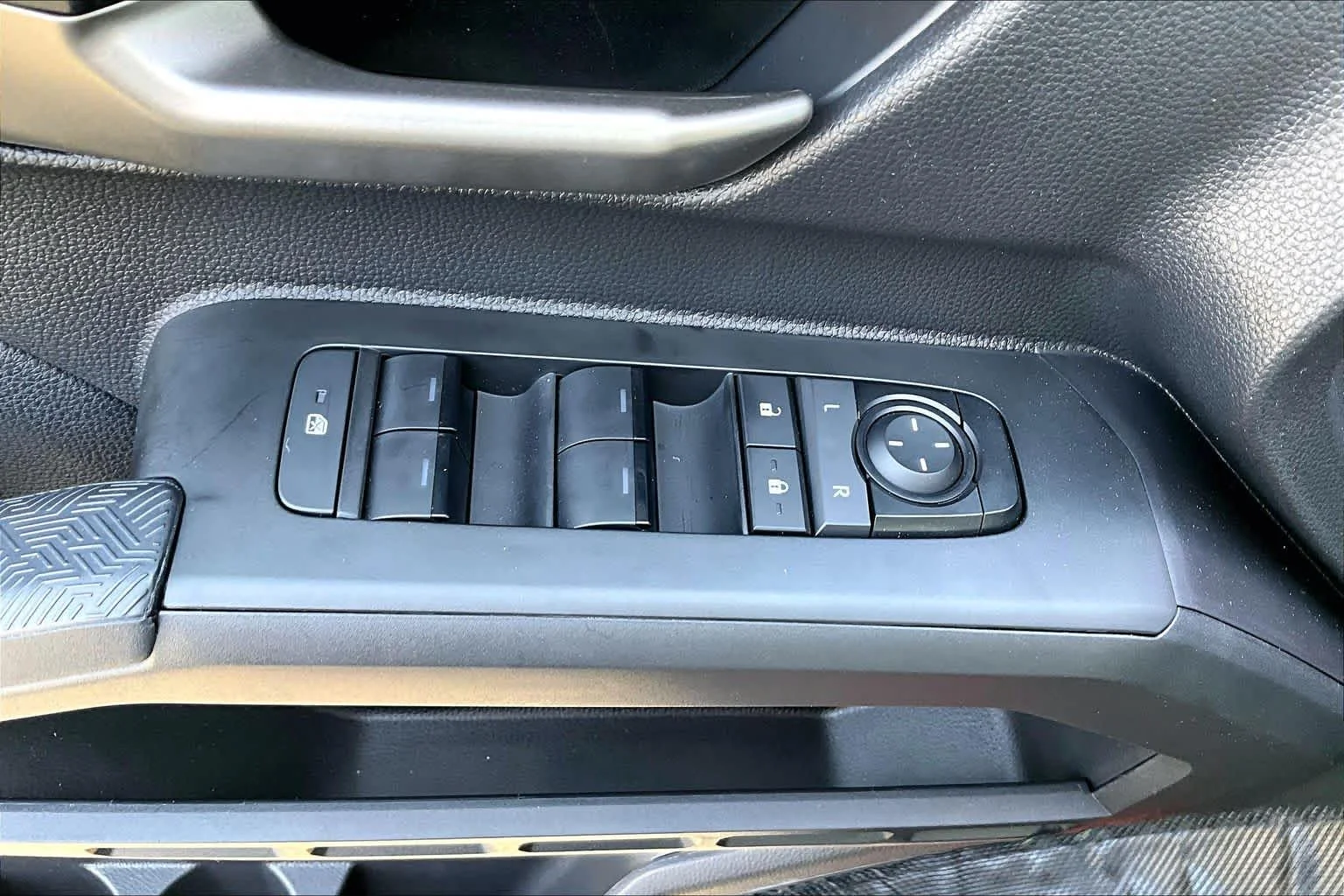 2025 Toyota Tacoma TRD Off Road - Photo 20