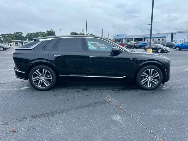 Used 2024 Black Cadillac Luxury image 5