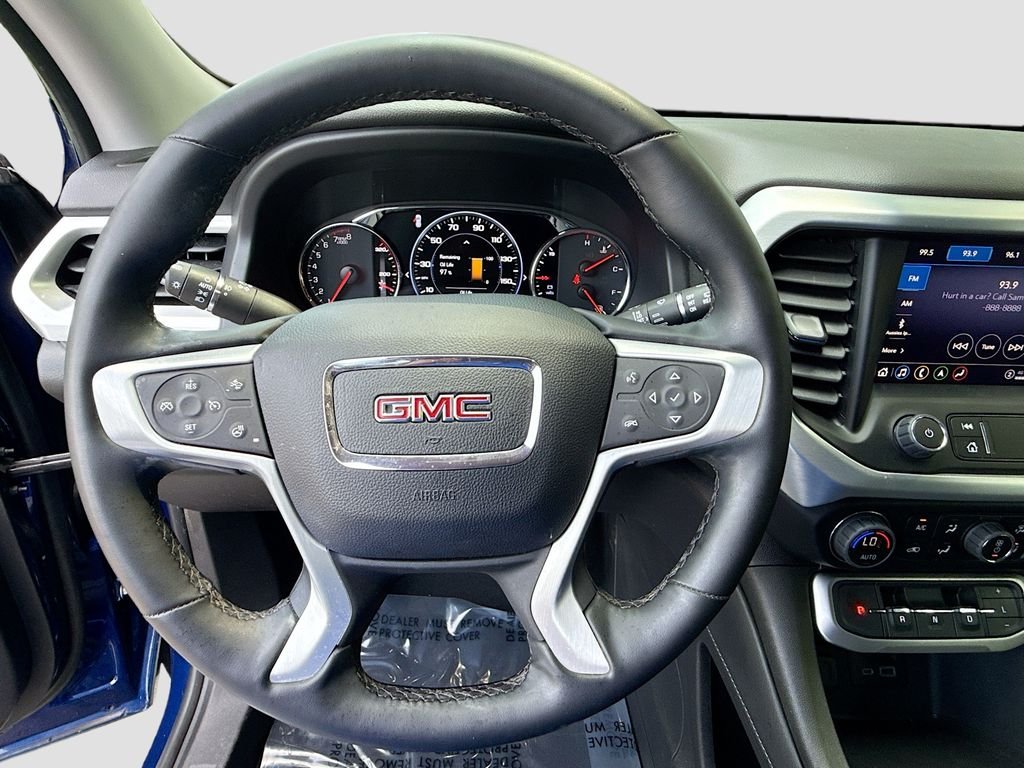 Used 2023 Ultra Blue Metallic GMC SLT image 11
