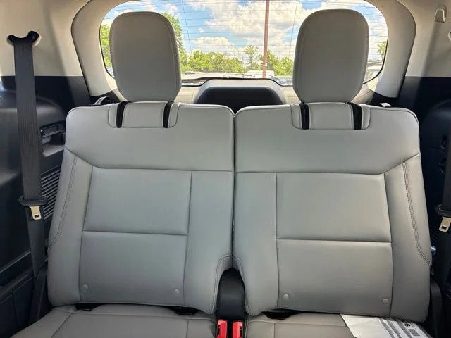 New 2026 Space White Metallic Ford Active image 26