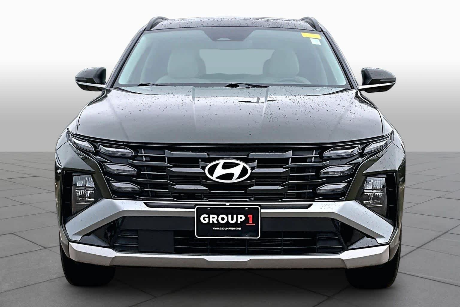 Used 2025 Rockwood Green Hyundai SEL Convenience image 4