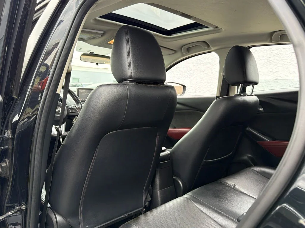 Used 2017 Black Mazda Grand Touring image 18