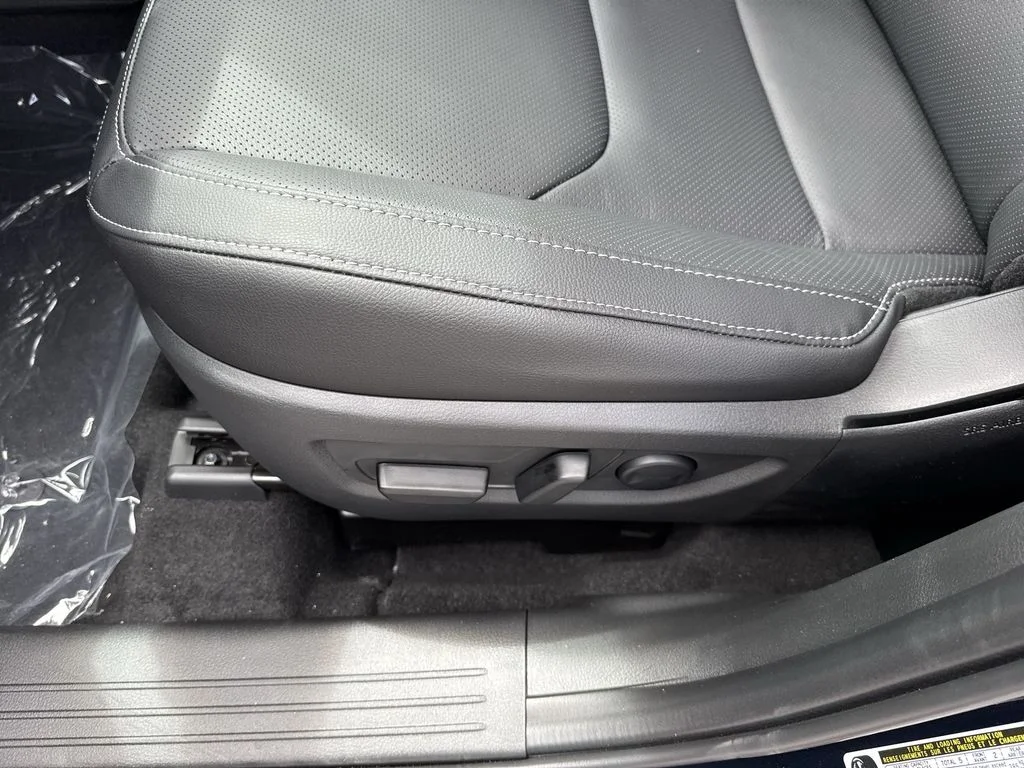 New 2026 Navy Blue Mica Mazda 2.5 S Premium Plus AWD image 41