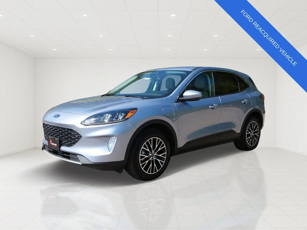 Used 2022 Ford Escape SEL with VIN 1FMCU0KZ0NUB81237 for sale in White Bear Lake, Minnesota