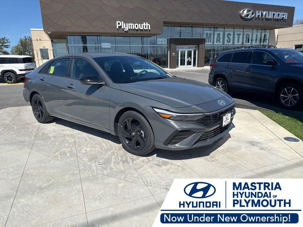 2026 Hyundai Elantra 2.0 SEL Sport IVT's photo