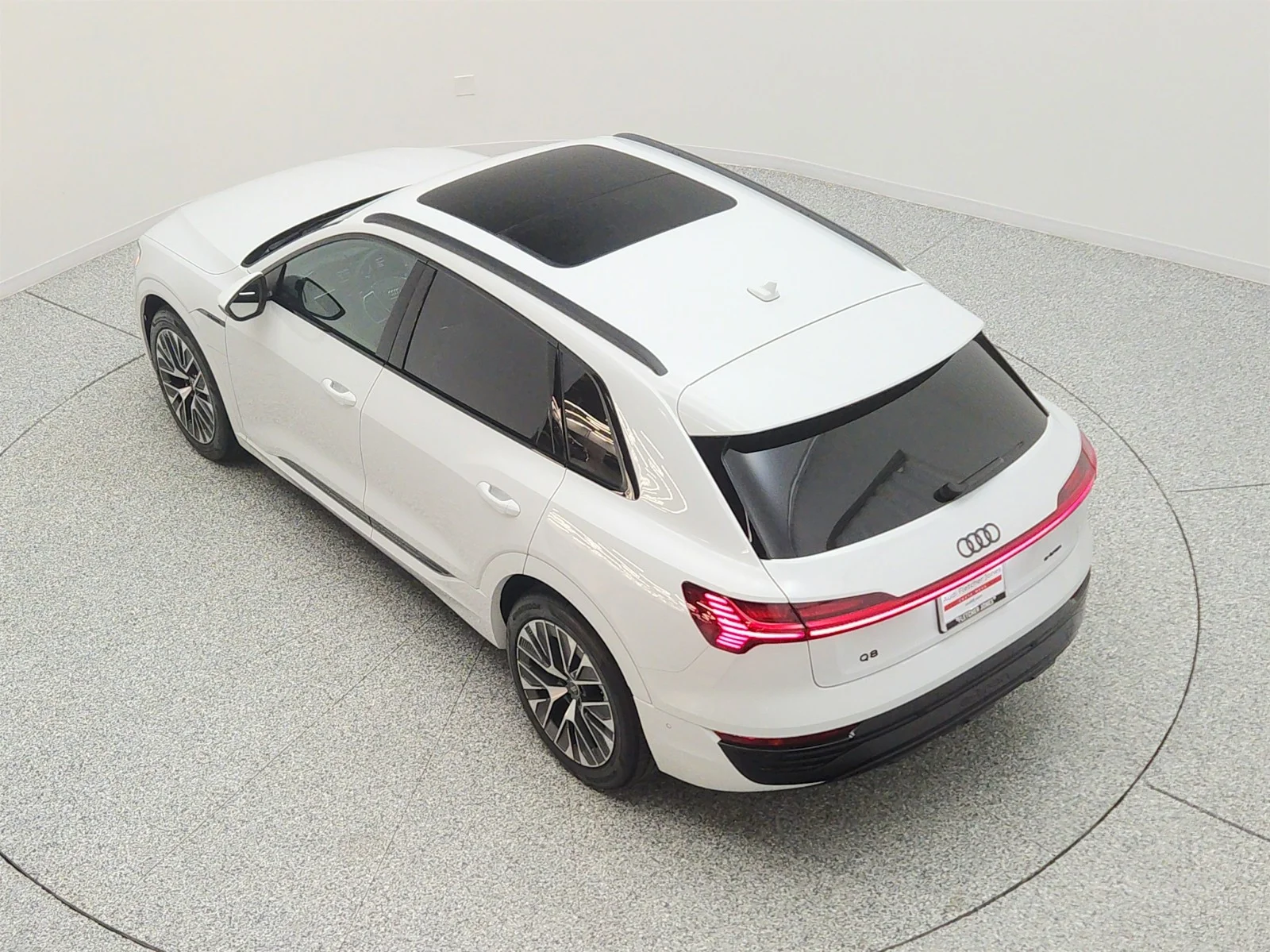 Used 2024 Glacier White Metallic Audi Premium Plus quattro image 28
