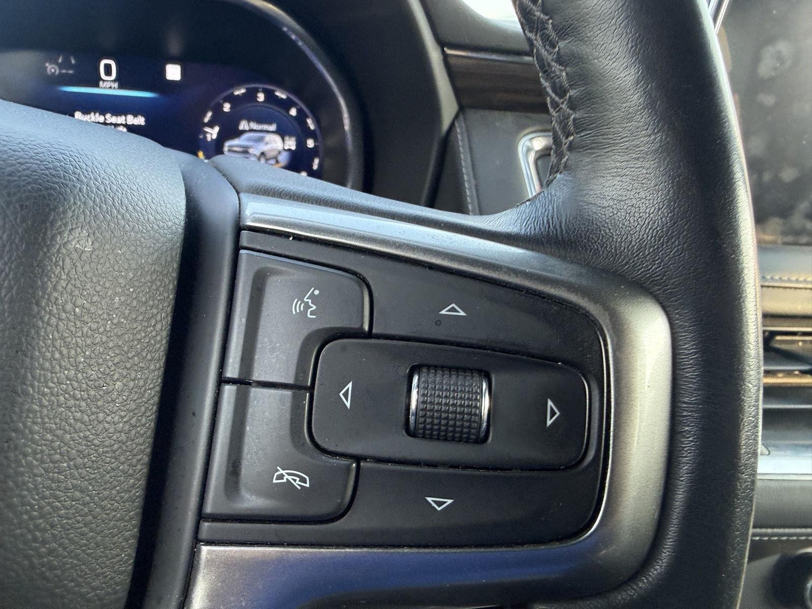 Used 2022 Summit White Chevrolet LT image 11