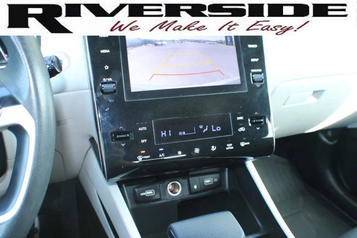 Used 2024 Dark Gray Metallic Hyundai SEL image 12