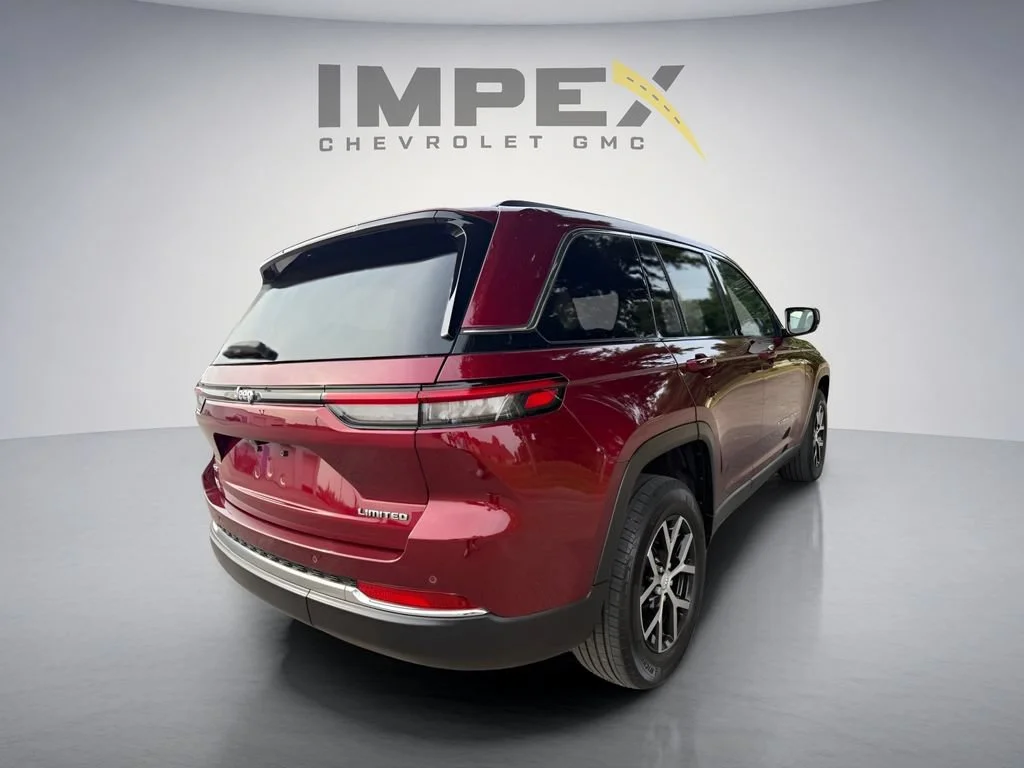 Used 2023 Red Jeep Limited image 5