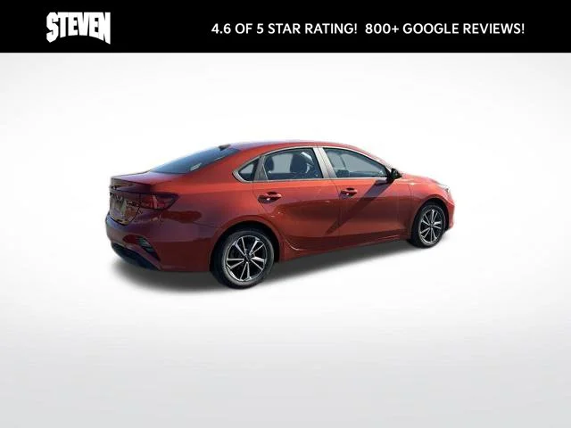 Used 2023 Red Kia LXS image 5