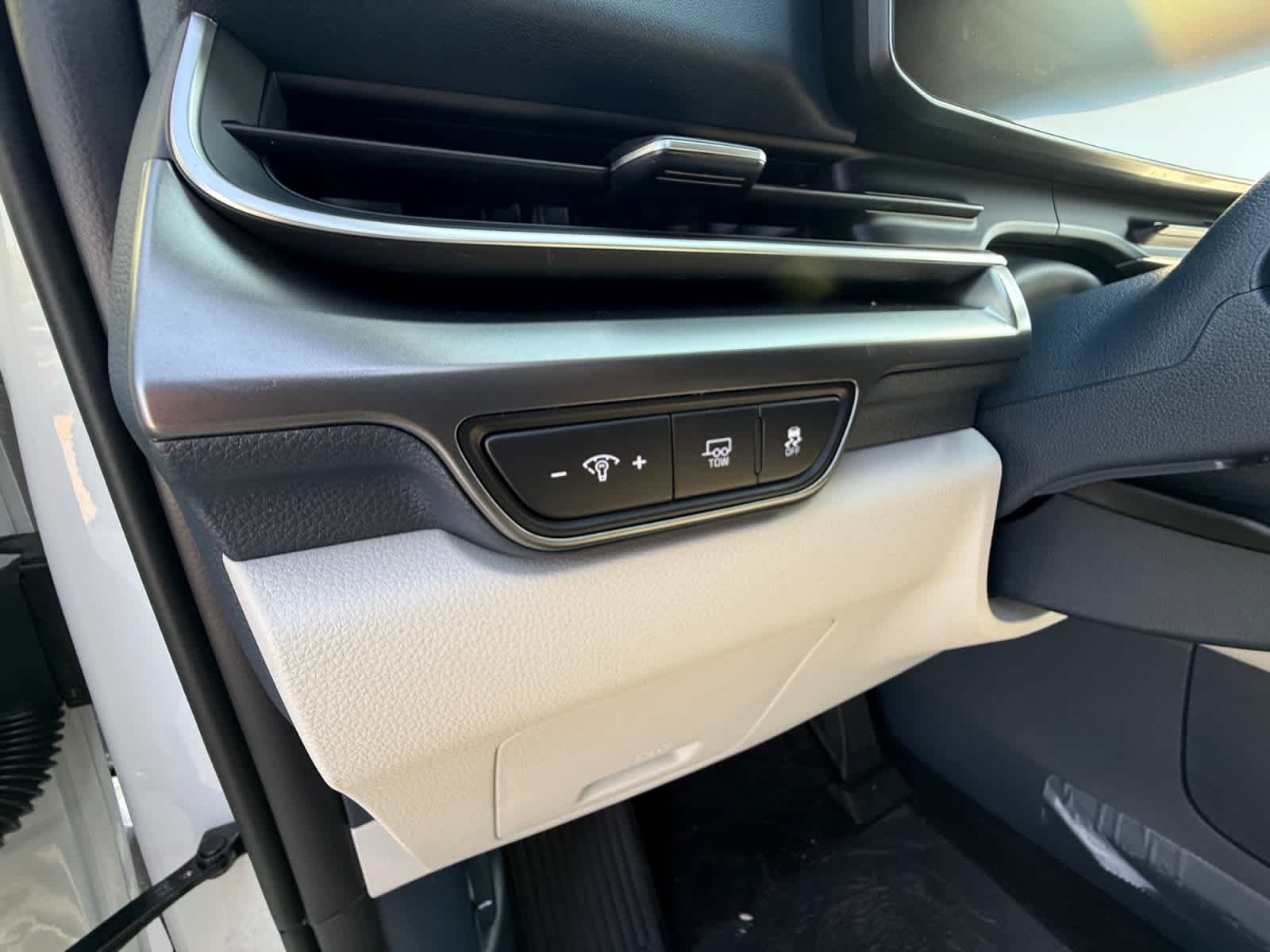 New 2027 Snow White Pearl Kia SX image 19