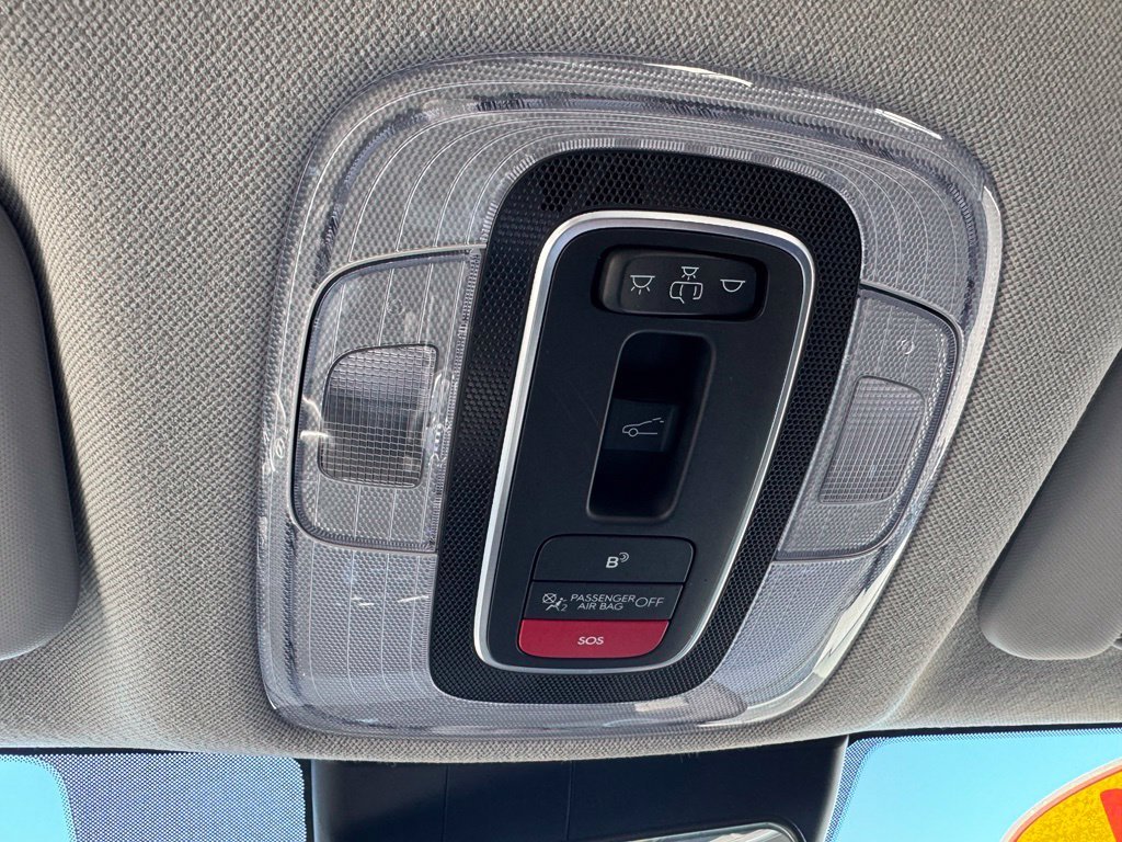 Certified Used 2024 White Hyundai SEL image 17