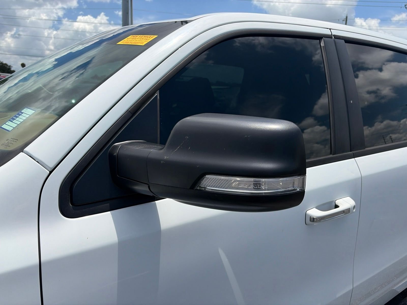 Used 2022 White Ram Big Horn/Lone Star image 15