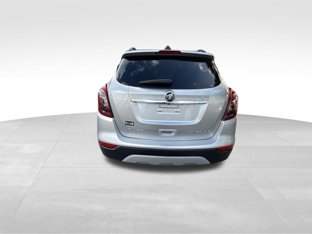 Used 2017 Silver Buick Essence image 3