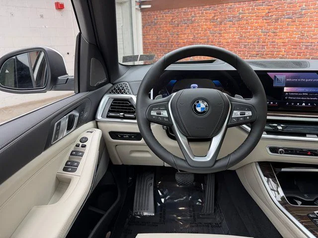 Used 2026 White BMW xDrive40i image 13
