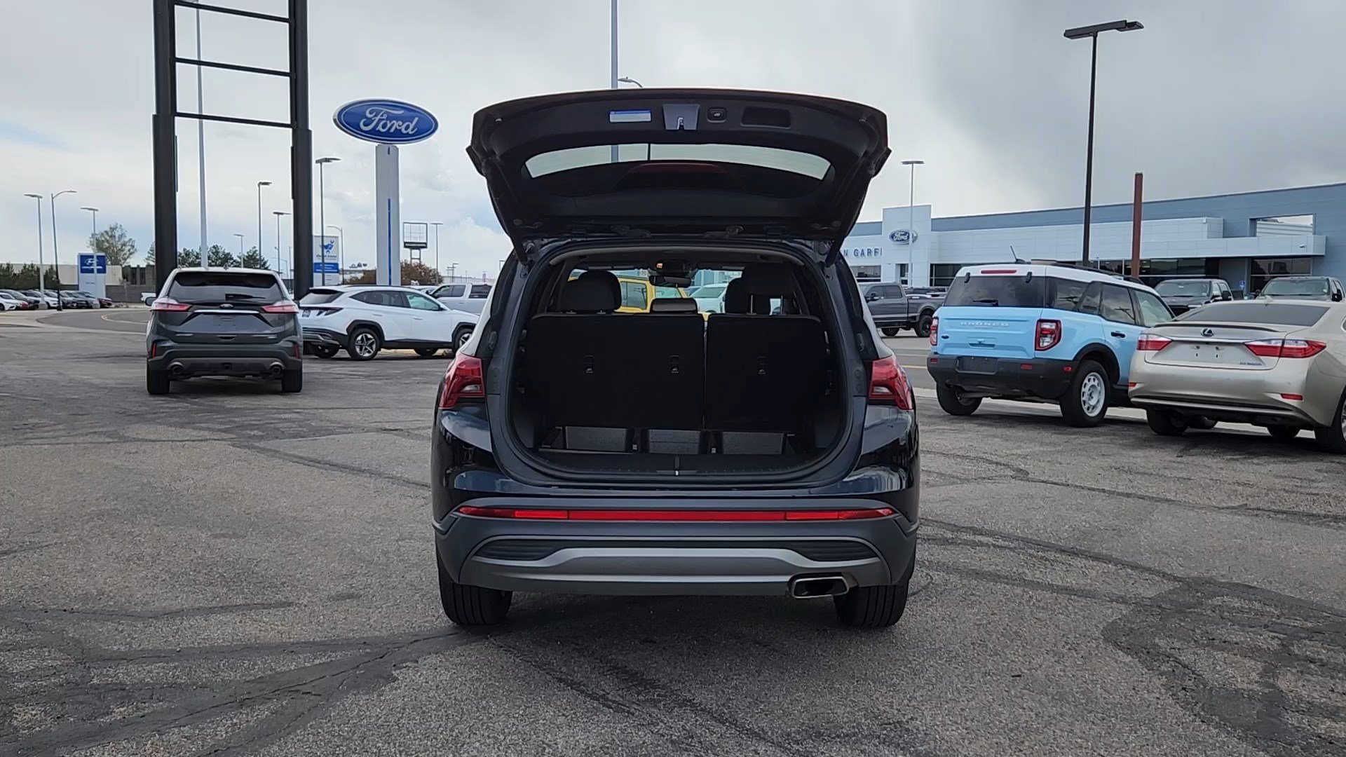 2023 Hyundai Santa Fe SEL - Photo 17