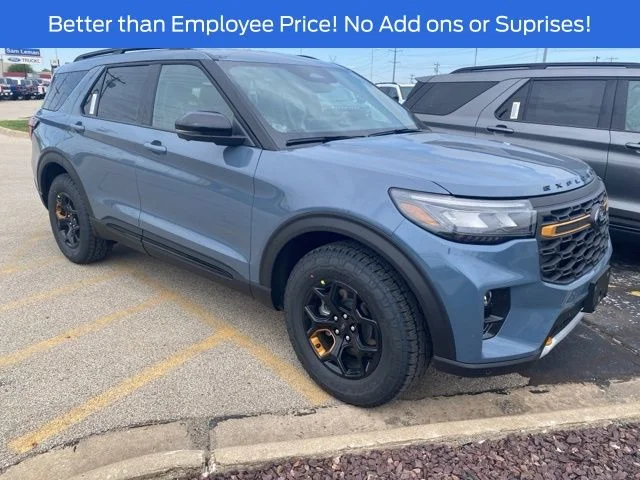 New 2026 Vapor Blue Metallic Ford Tremor® image 3