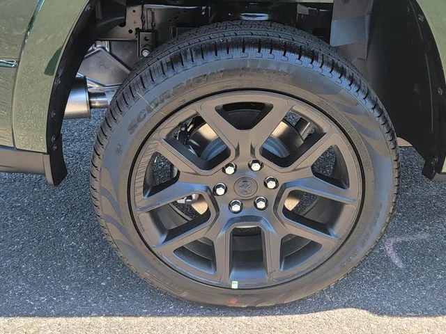 New 2026 Serrano-Green Metallic Exterior Paint RAM Laramie image 9