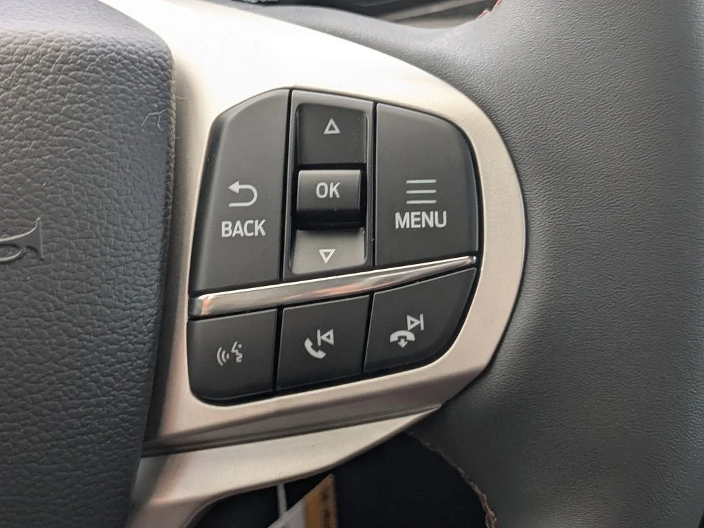 New 2026 Carbonized Gray Metallic Ford Active image 26