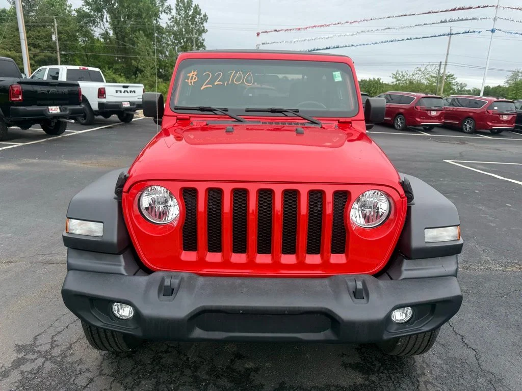 Certified Used 2019 Red Jeep Sport S image 3