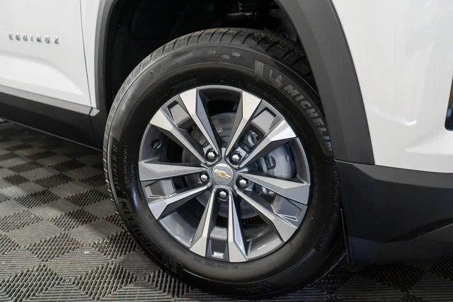 New 2027 Summit White Chevrolet LT image 8