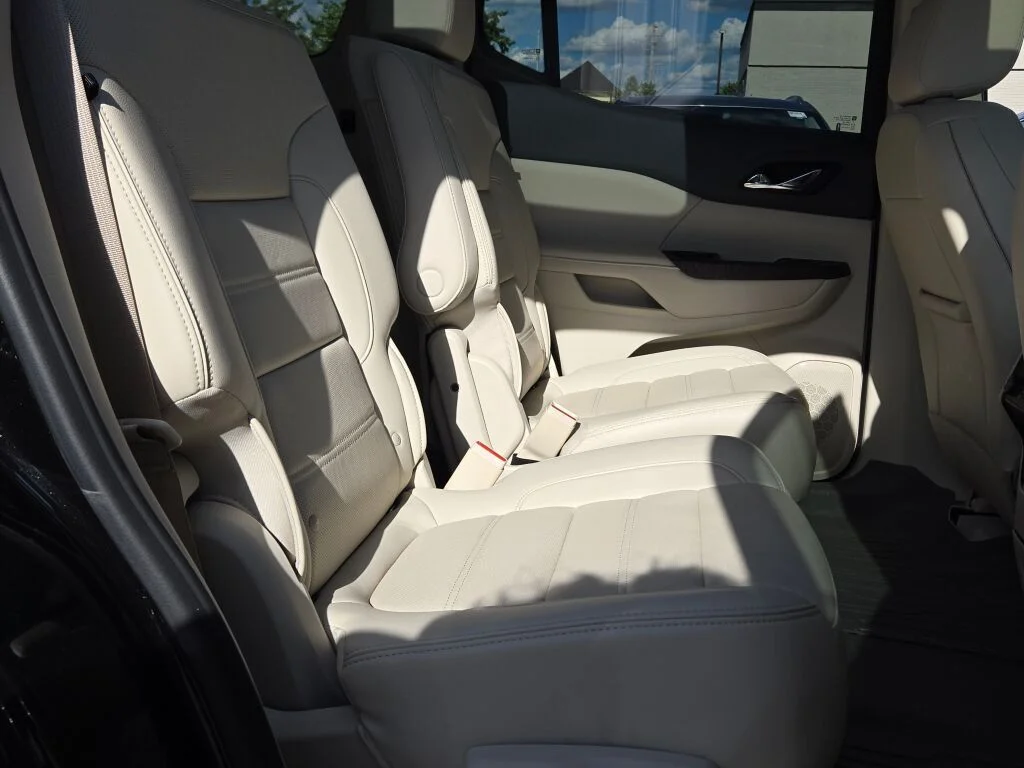 Used 2023 Black GMC Denali image 10