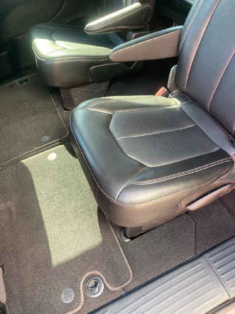 Used 2024 Silver Mist Clearcoat Chrysler Touring L image 21