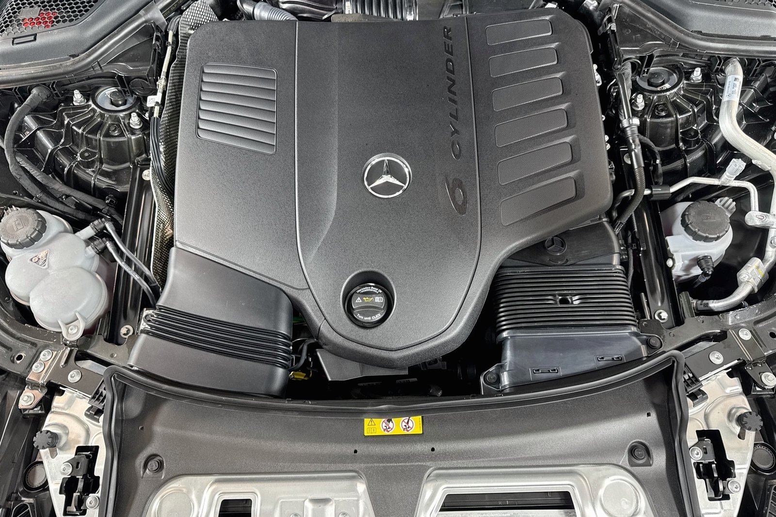 New 2027 Graphite Grey Metallic Mercedes-Benz E 450 image 28