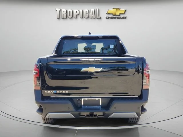 New 2026 Black Chevrolet LT - Extended Range image 4